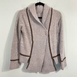 Women's Vintage Boutique Fitted 2 Button Wool Cardigan